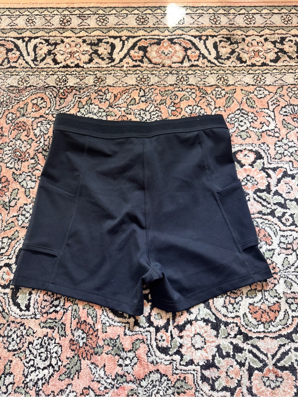 The Carry All Tennis Short | Wilson - Picture 3 of 6